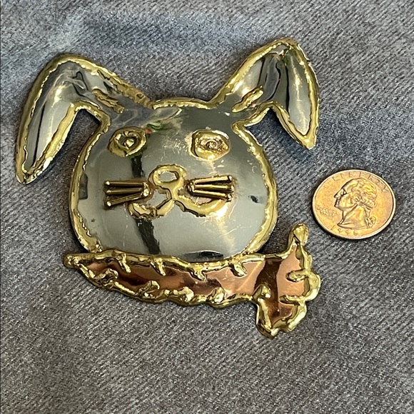 Tri-Color Mexico Rabbit Pin/Pendant - Picture 2 of 4